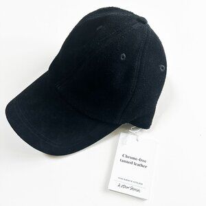 & Other Stories - Suede Cap